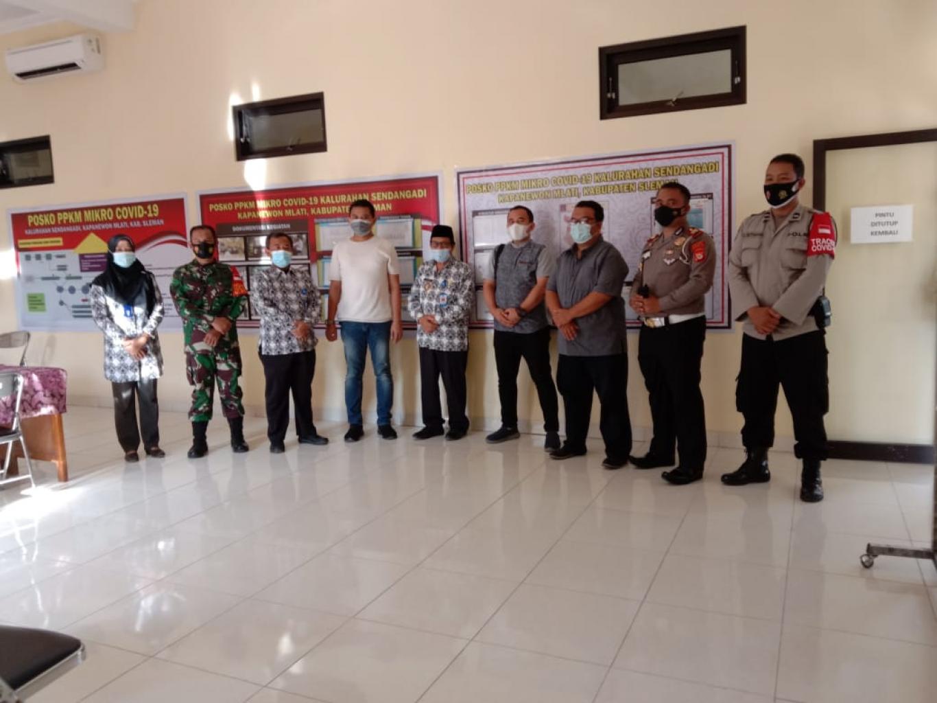 gambar_Kunjungan Team Mabes Polri Terkait Posko PPKM Mikro Di Kalurahan Sendangadi