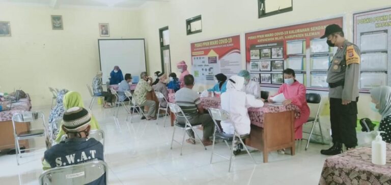 gambar_PELAKSANAAN VAKSINASI UNTUK LANSIA DI KALURAHAN SENDANGADI