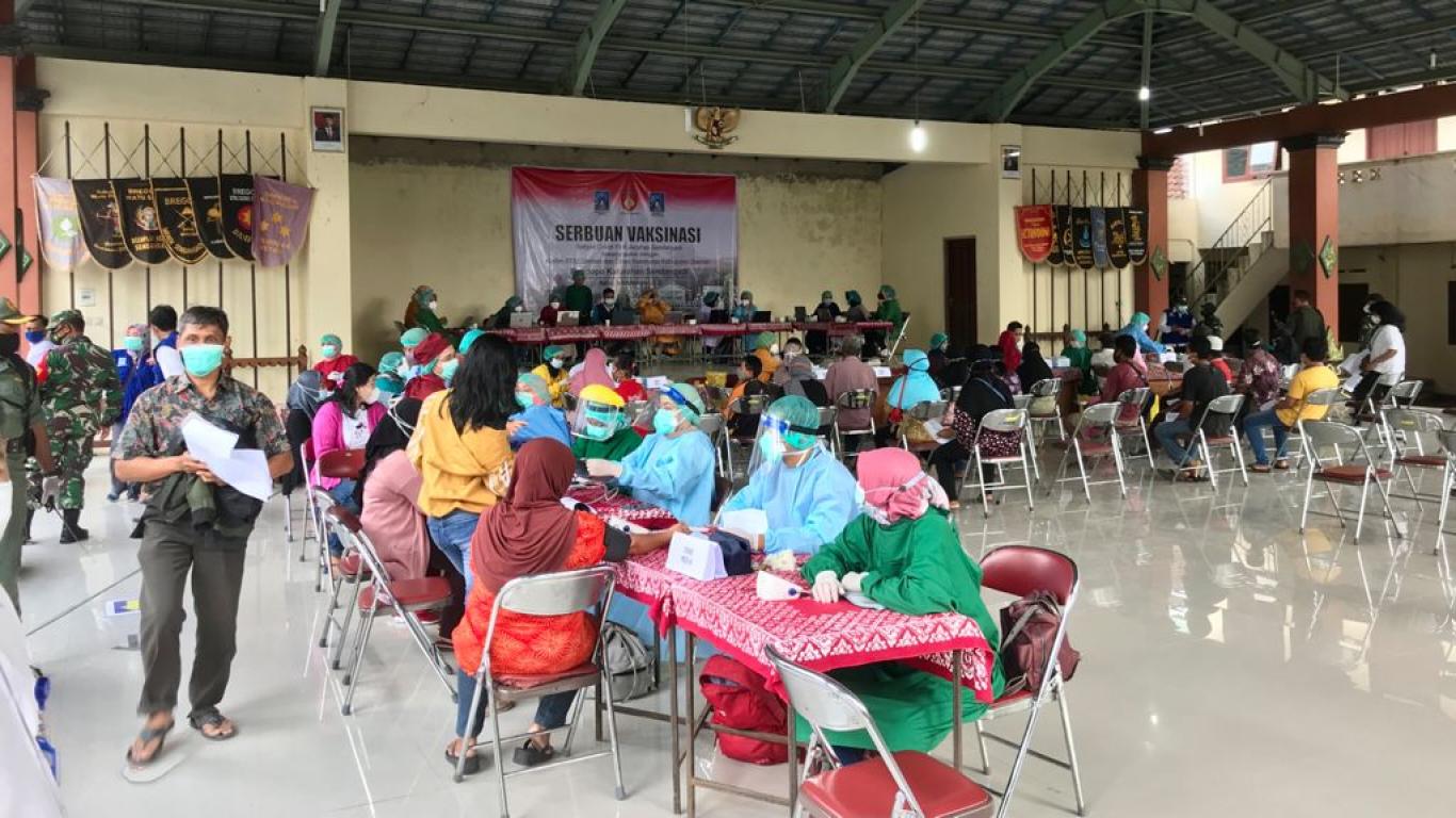 gambar_SERBUAN VAKSIN DI KALURAHAN SENDANGADI
