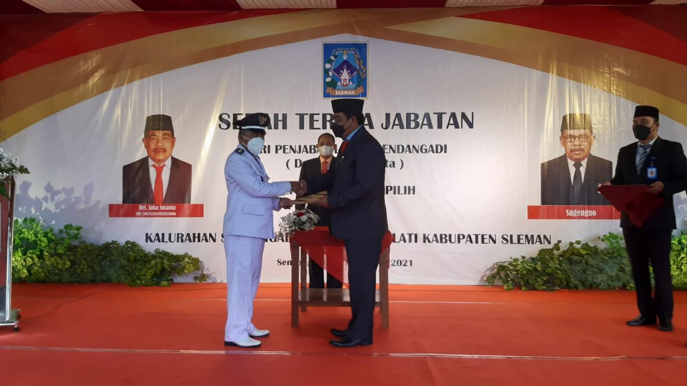 gambar_SERAH TERIMA JABATAN LURAH SENDANGADI