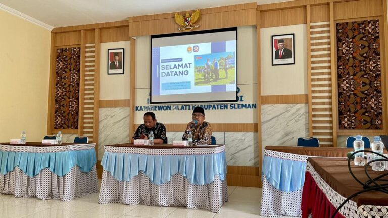gambar_SATPOL PP DIY LAKSANAKAN PEMBINAAN BAGI JAGA WARGA SENDANGADI